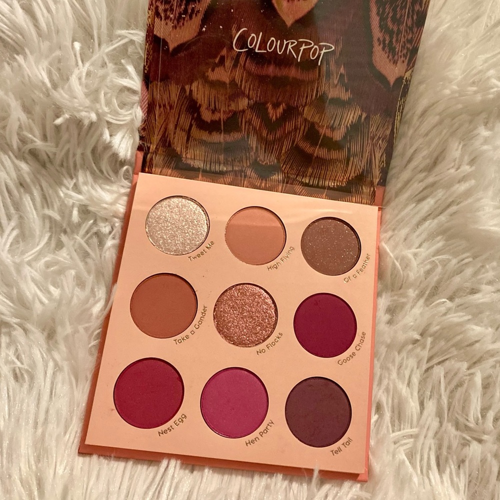 Colourpop - 9 Pan Shadow Palette - Picture 4 of 8